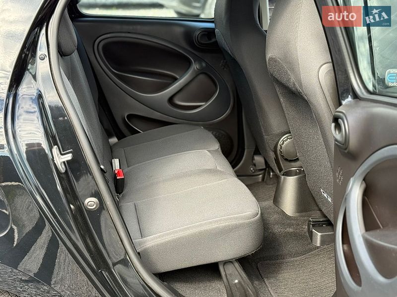 Хэтчбек Smart EQ Forfour 2021 в Черновцах фото 20 Хэтчбек Smart EQ Forfour 2021 в Черновцах