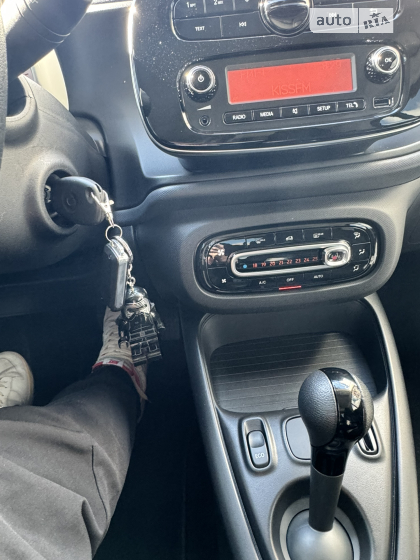 2020 Smart Fortwo - мініатюра 33