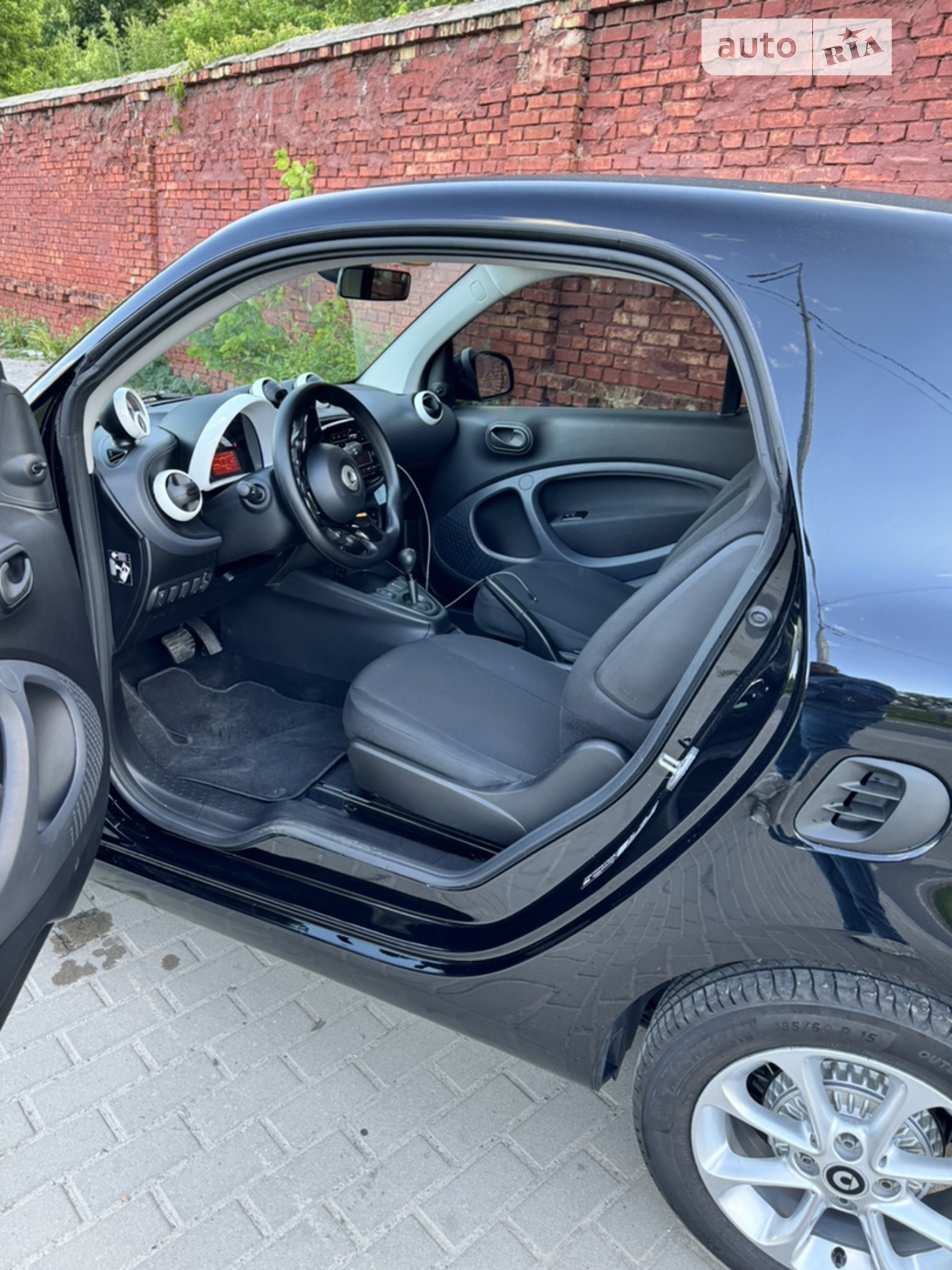 2020 Smart Fortwo - мініатюра 19