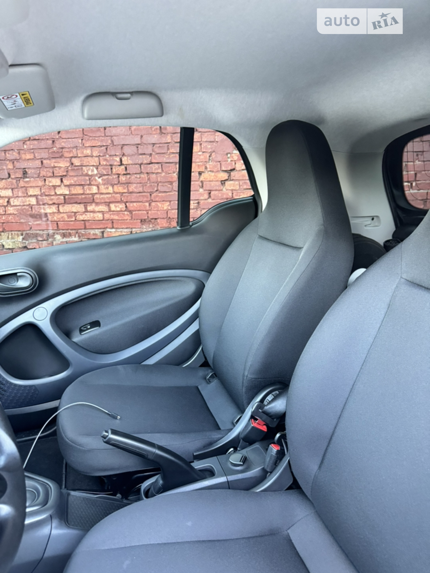 2020 Smart Fortwo - мініатюра 20
