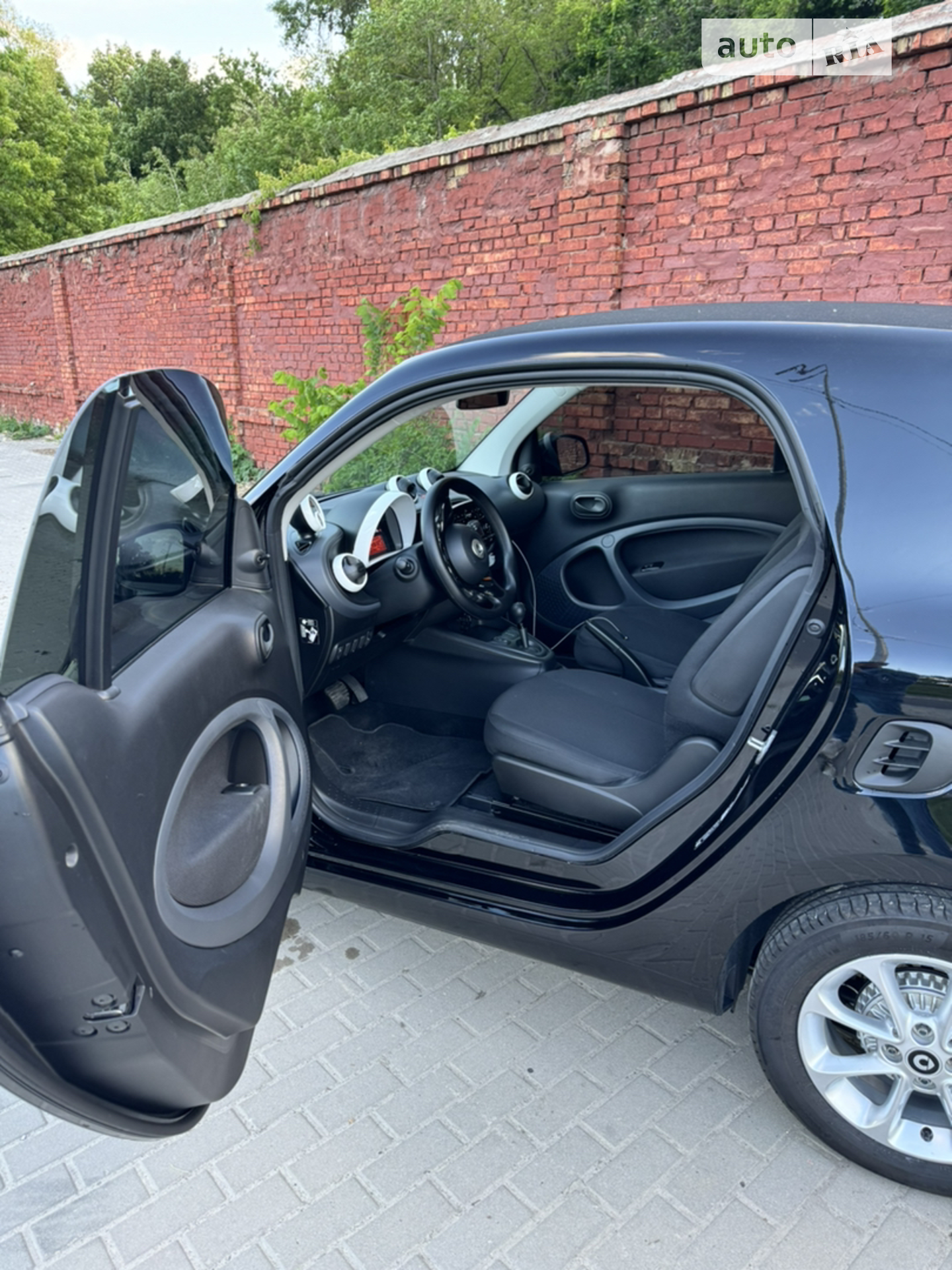 2020 Smart Fortwo - мініатюра 22
