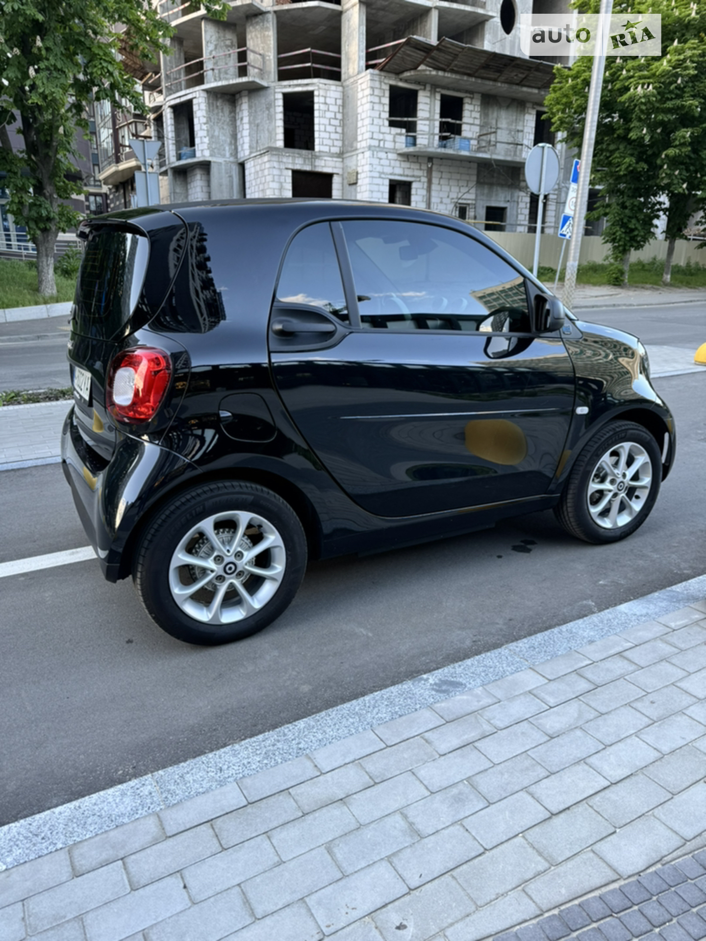 2020 Smart Fortwo - мініатюра 24