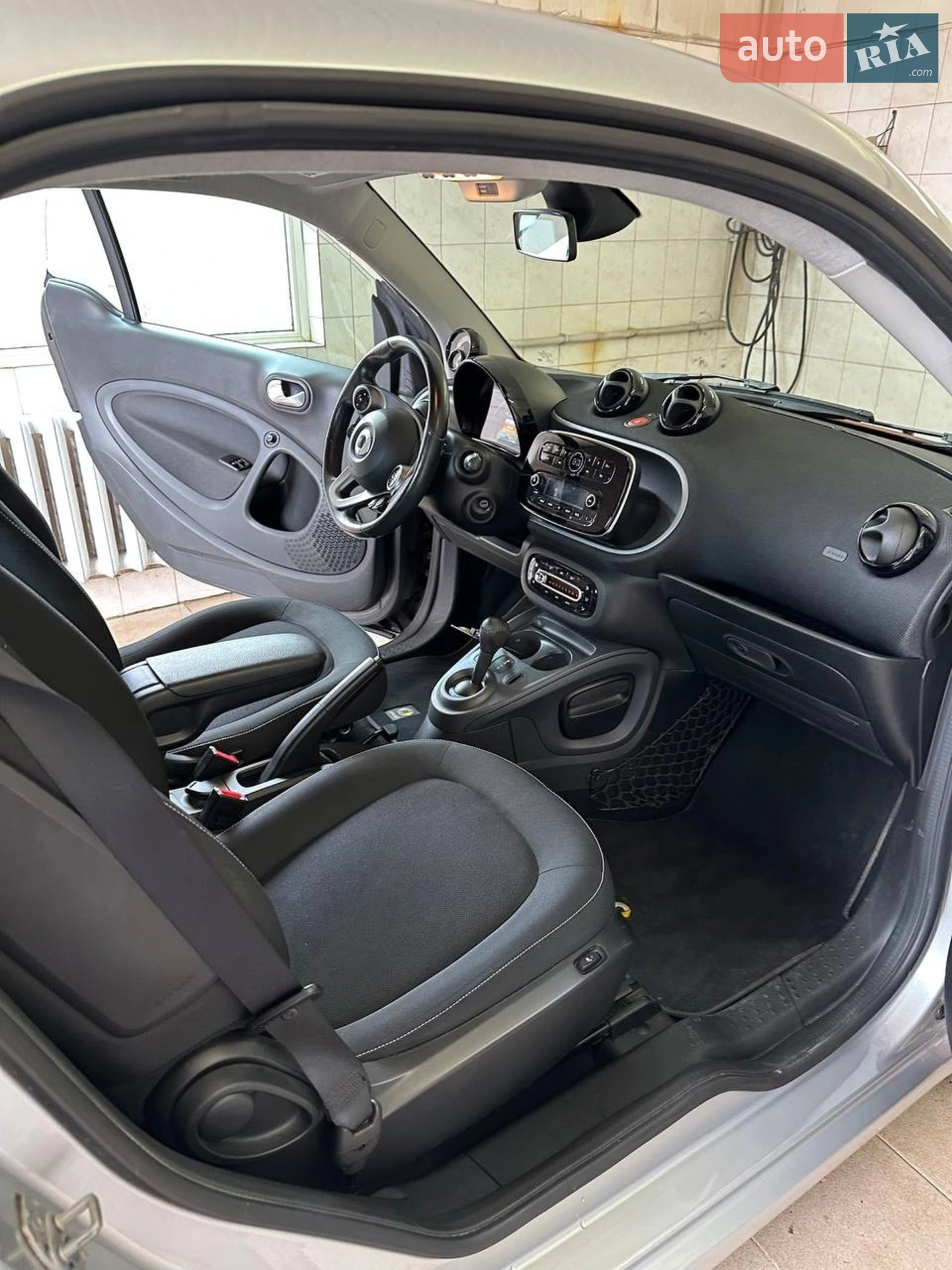 2017 Smart Fortwo - мініатюра 17