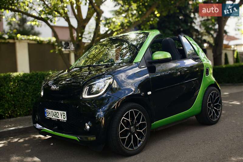 Кабриолет Smart EQ Fortwo 2017 в Одессе