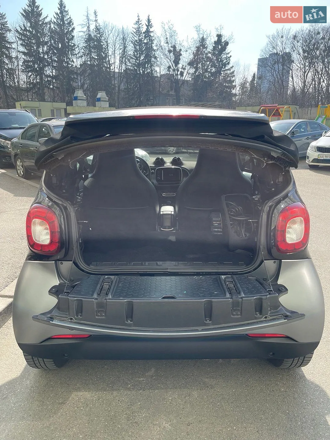 2018 Smart Fortwo - мініатюра 11