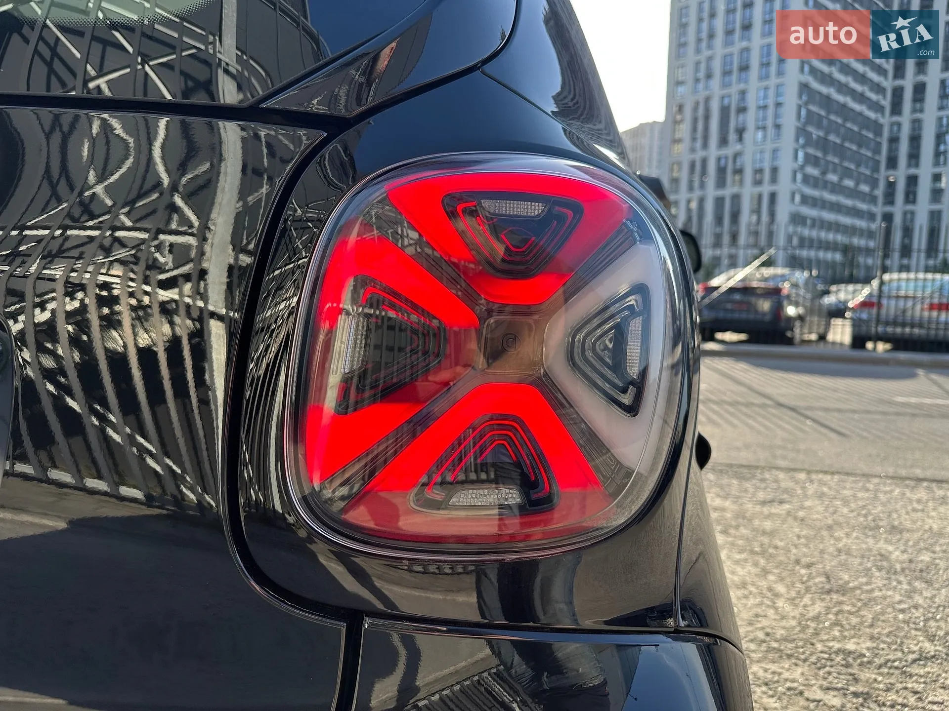 2021 Smart Fortwo - мініатюра 8