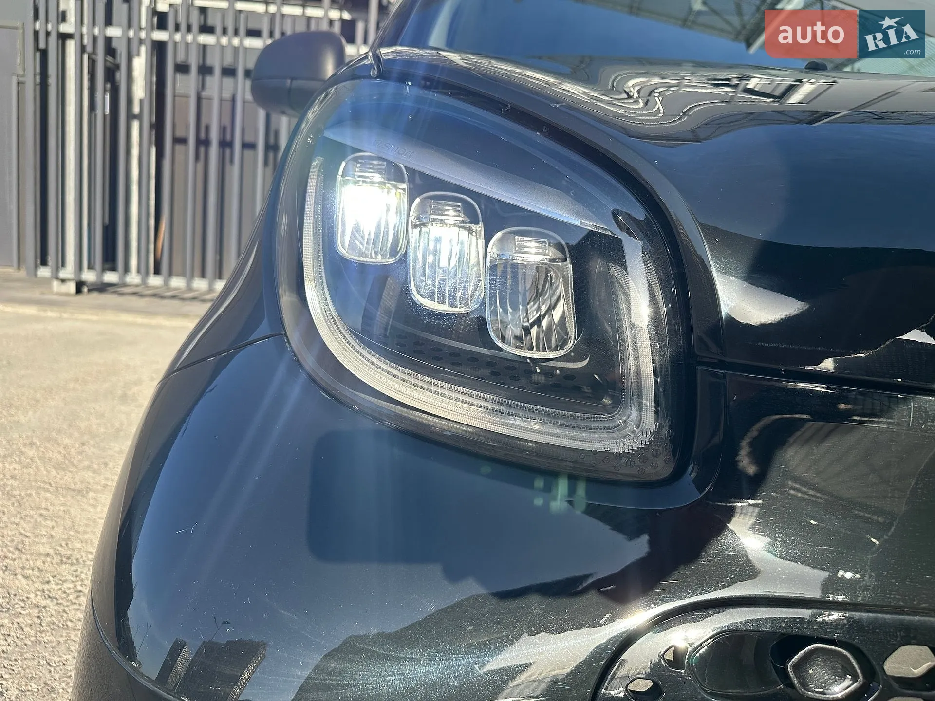 2021 Smart Fortwo - мініатюра 9