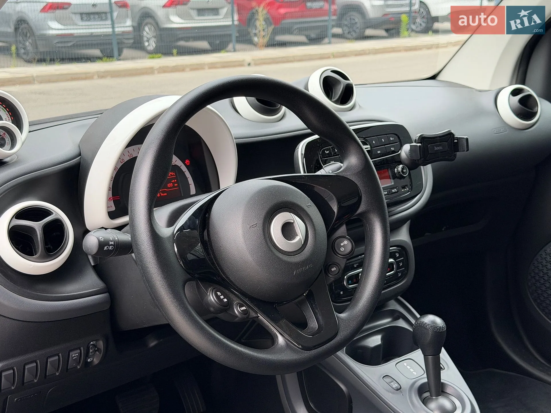 2019 Smart Fortwo - мініатюра 20