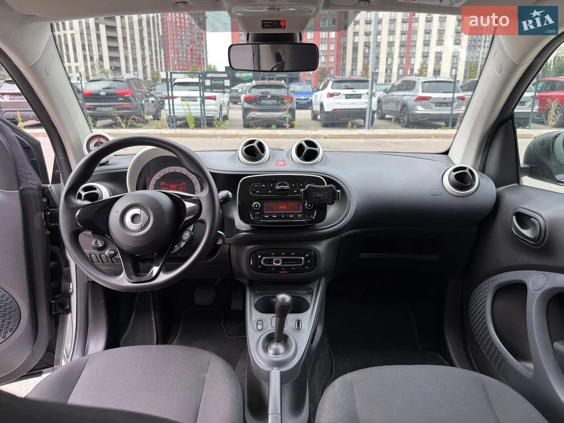 2019 Smart Fortwo - мініатюра 17