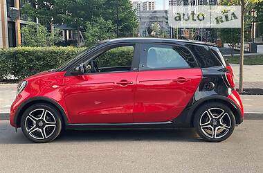 Хэтчбек Smart Forfour 2016 в Киеве