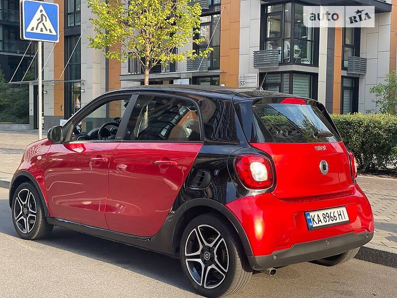 Хэтчбек Smart Forfour 2016 в Киеве