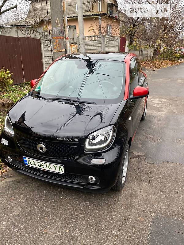 Хэтчбек Smart Forfour 2017 в Киеве