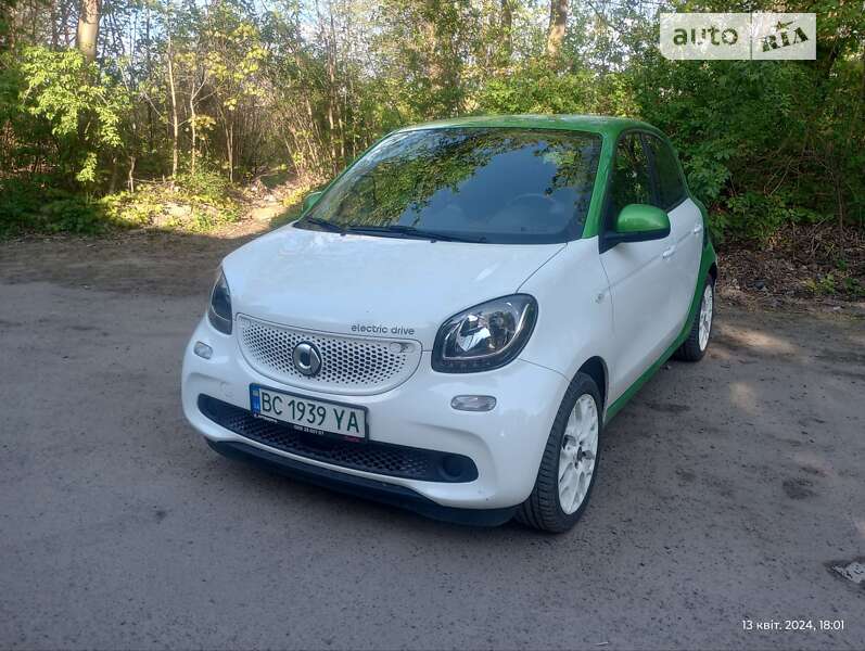 Хэтчбек Smart Forfour 2017 в Львове