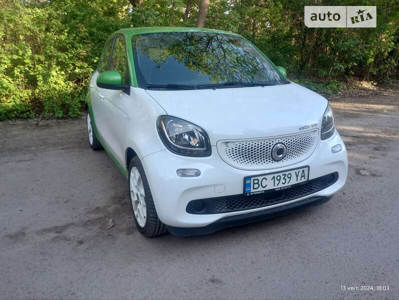 Хэтчбек Smart Forfour 2017 в Львове