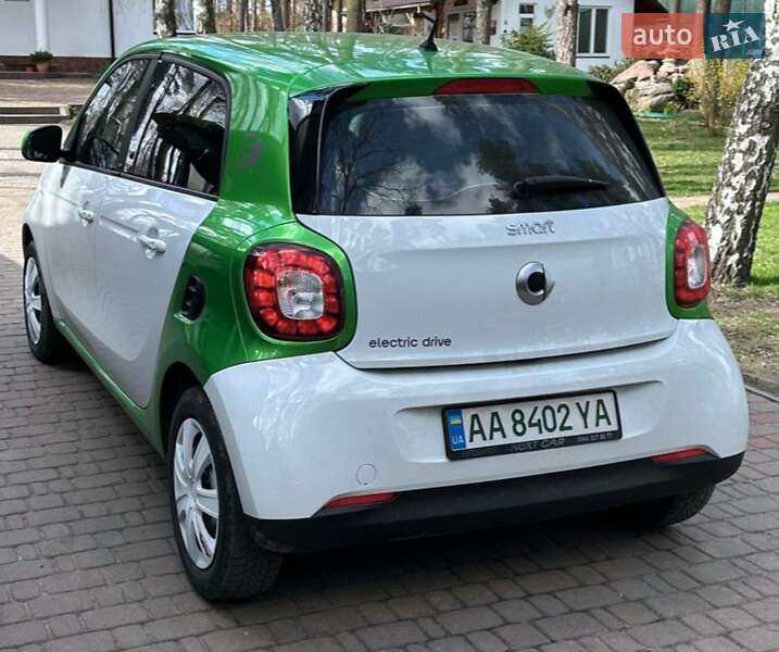 Хэтчбек Smart Forfour 2017 в Киеве