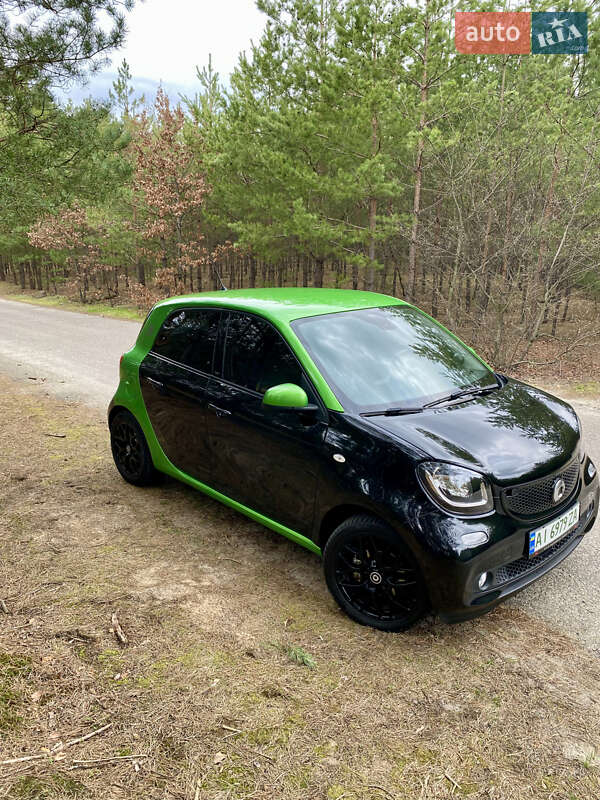 Хэтчбек Smart Forfour 2018 в Киеве