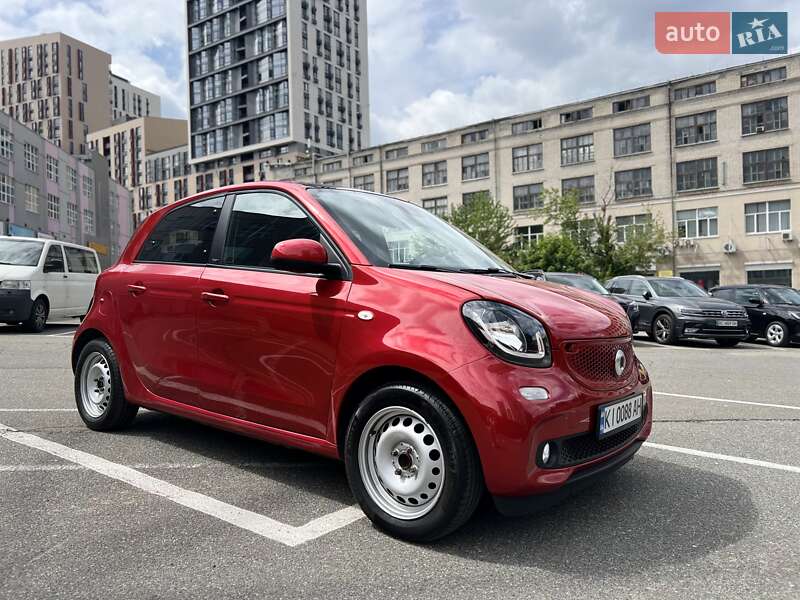 Хэтчбек Smart Forfour 2017 в Киеве