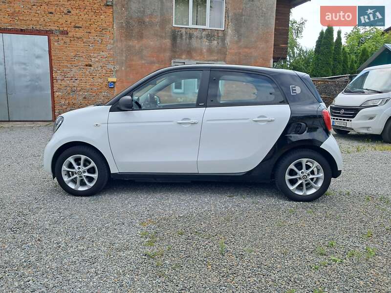 Хэтчбек Smart Forfour 2017 в Радехове