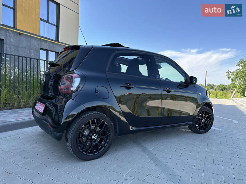 Хэтчбек Smart Forfour 2021 в Луцке