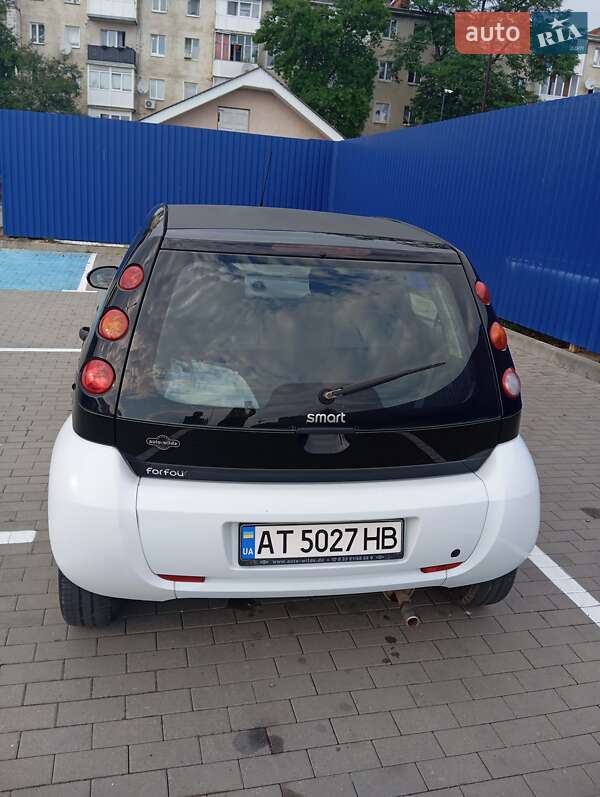 Хэтчбек Smart Forfour 2006 в Калуше