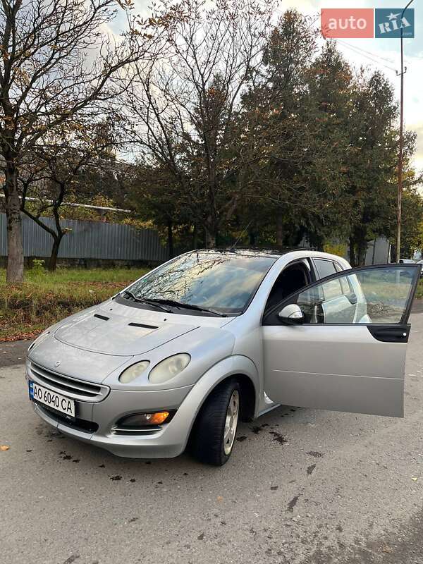 Хэтчбек Smart Forfour 2004 в Ужгороде