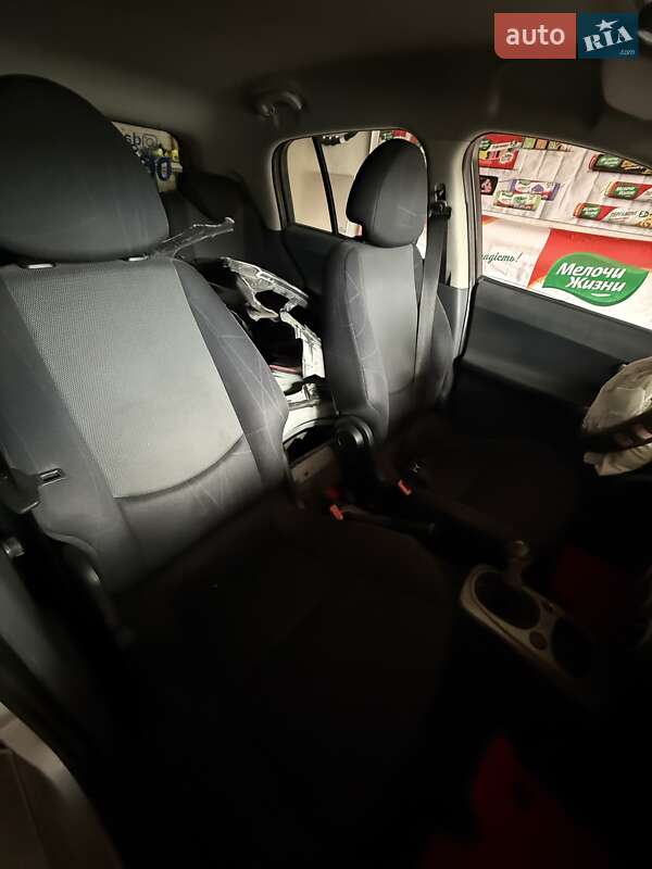 Хэтчбек Smart Forfour 2004 в Кривом Роге фото 5 Хэтчбек Smart Forfour 2004 в Кривом Роге