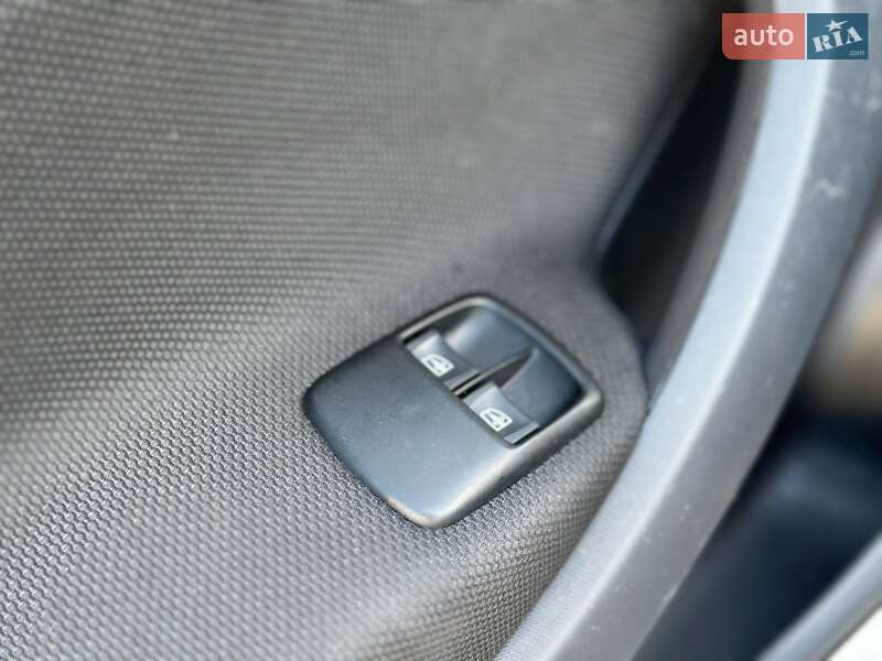 Хэтчбек Smart Forfour 2017 в Стрые фото 42 Хэтчбек Smart Forfour 2017 в Стрые