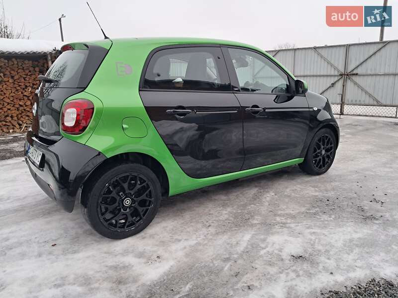 Хэтчбек Smart Forfour 2017 в Радехове
