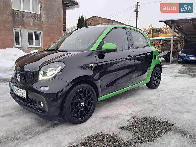 Хэтчбек Smart Forfour 2017 в Радехове