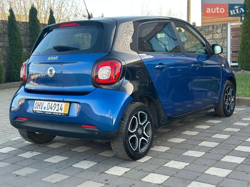 Хетчбек Smart Forfour 2017 в Стрию