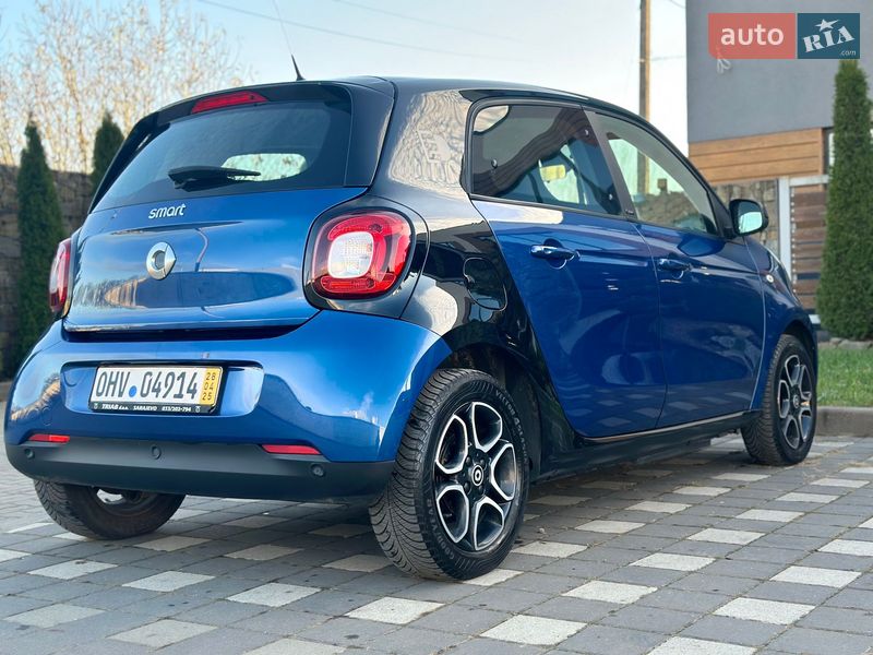 Хетчбек Smart Forfour 2017 в Стрию