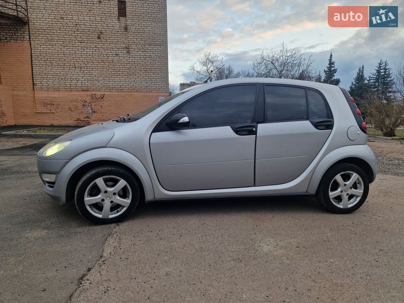 Хетчбек Smart Forfour 2006 в Кривому Розі фото Хетчбек Smart Forfour 2006 в Кривому Розі