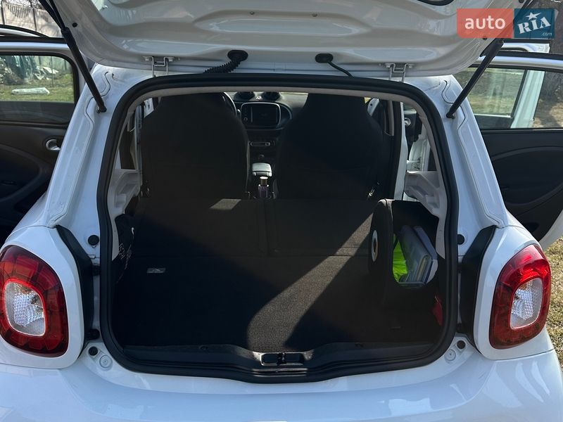Хэтчбек Smart Forfour 2019 в Киеве