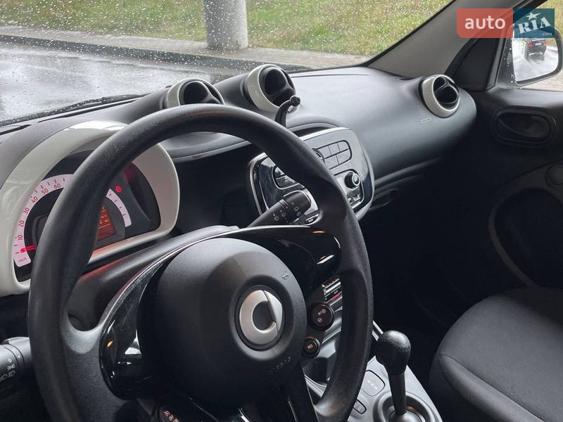 Хэтчбек Smart Forfour 2018 в Киеве