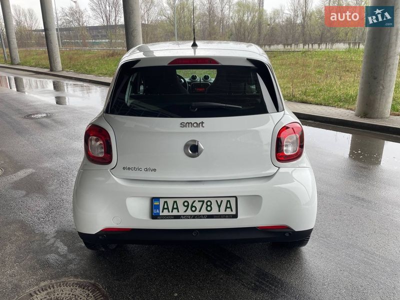 Хэтчбек Smart Forfour 2018 в Киеве