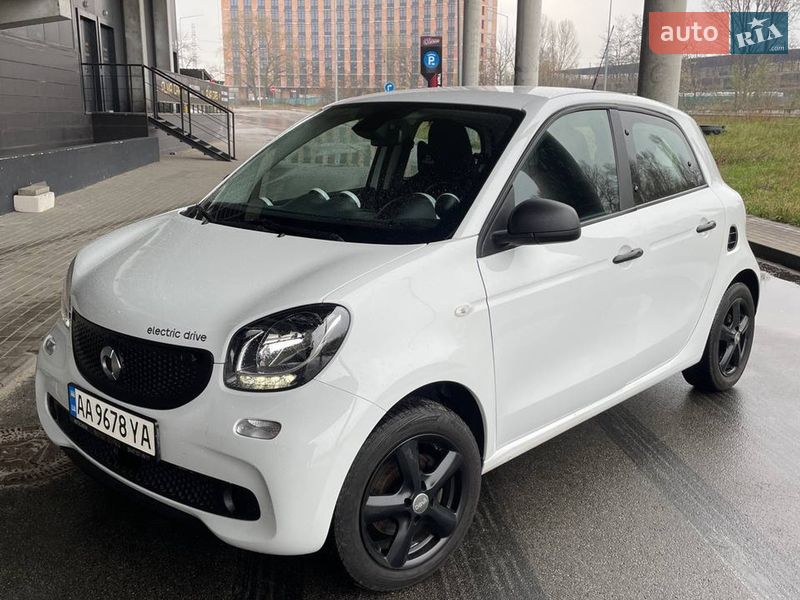 Хэтчбек Smart Forfour 2018 в Киеве