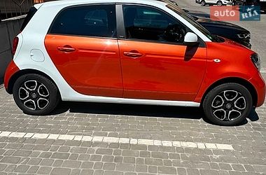 Хэтчбек Smart Forfour 2015 в Днепре