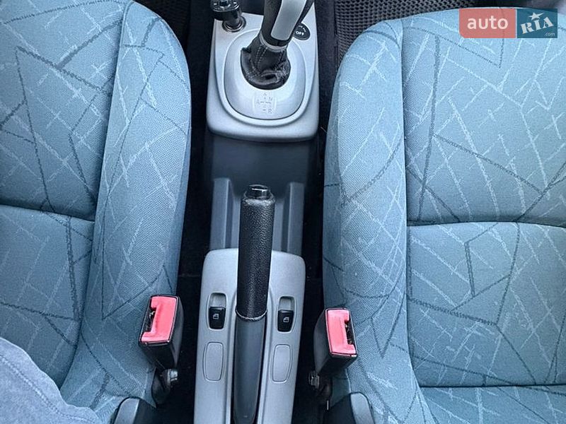 Хэтчбек Smart Forfour 2004 в Луцке