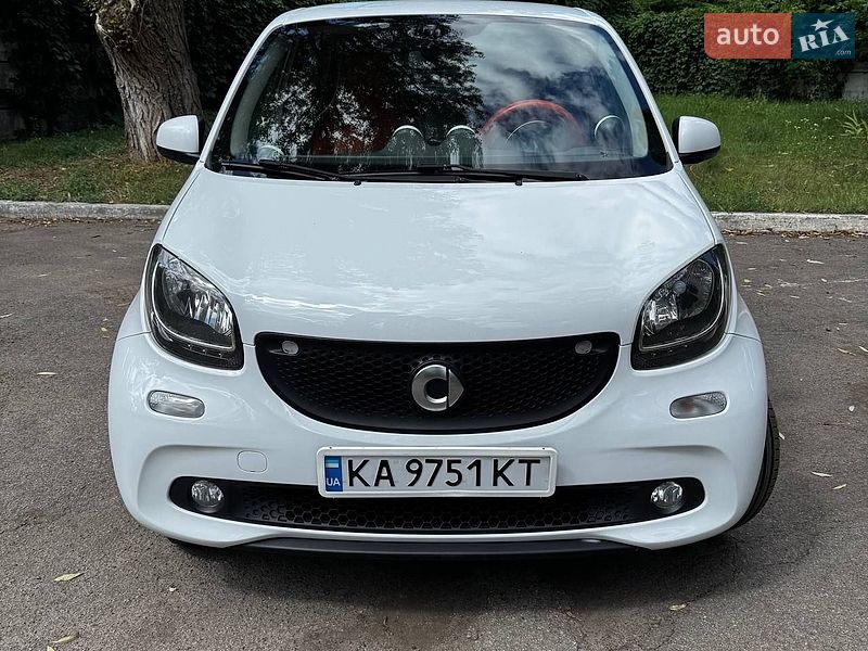 Хэтчбек Smart Forfour 2016 в Киеве