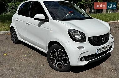 Хэтчбек Smart Forfour 2016 в Киеве