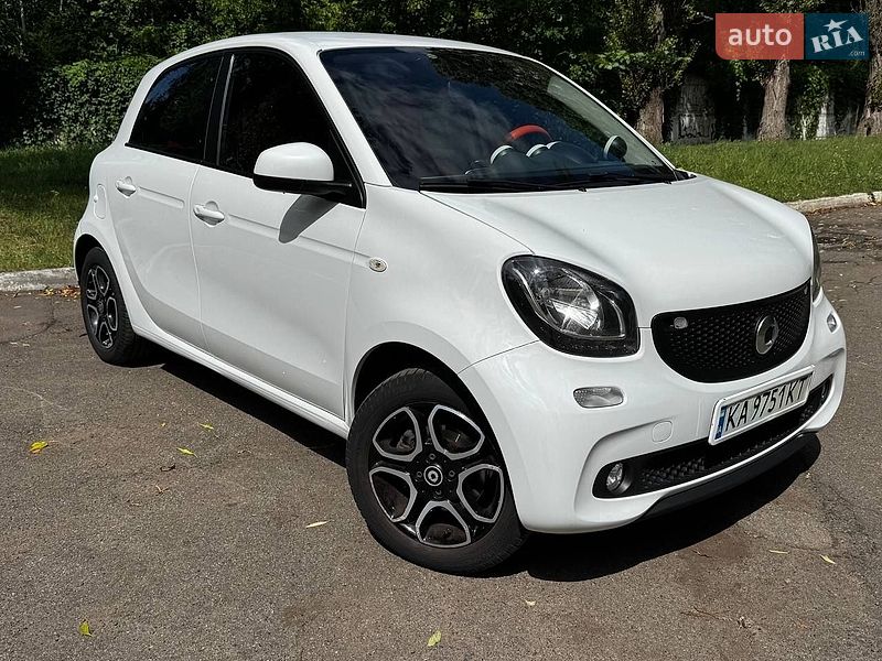 Хэтчбек Smart Forfour 2016 в Киеве