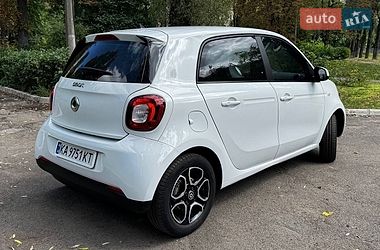 Хэтчбек Smart Forfour 2016 в Киеве