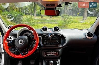 Хэтчбек Smart Forfour 2016 в Киеве