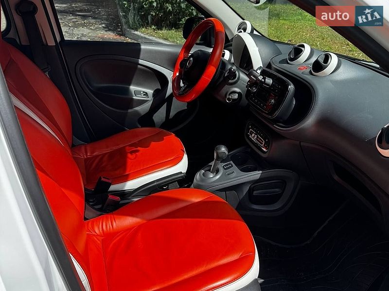 Хэтчбек Smart Forfour 2016 в Киеве