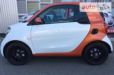 Хэтчбек Smart Fortwo 2015 в Киеве