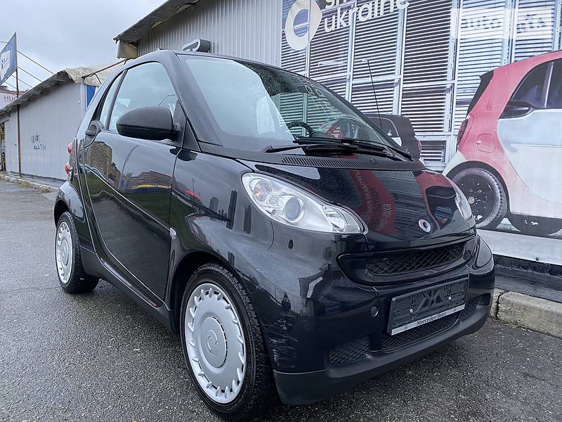 Хетчбек Smart Fortwo 2011 в 