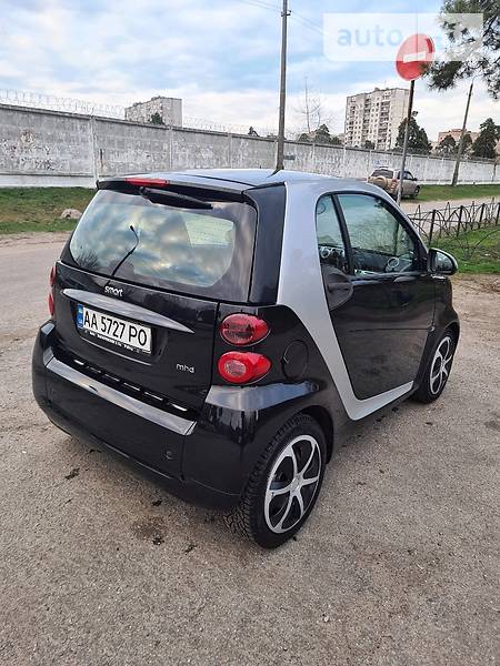 Купе Smart Fortwo 2011 в Києві