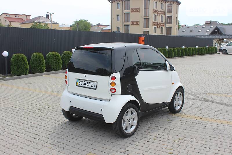 Купе Smart Fortwo 2001 в Львове