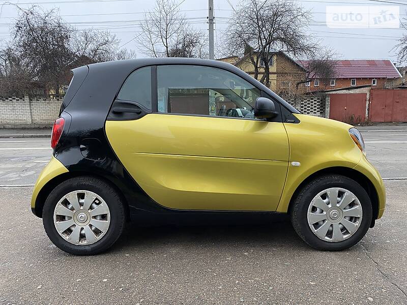 Купе Smart Fortwo 2015 в Києві