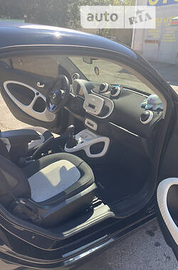 Купе Smart Fortwo 2015 в 